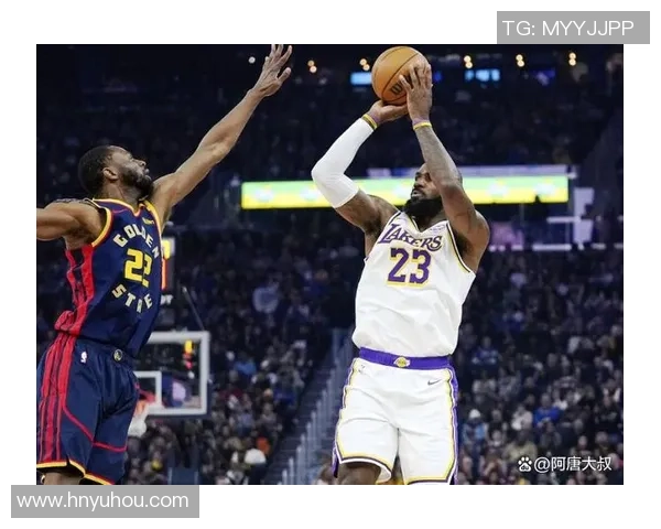 今日NBA焦点战勇士对决湖人谁能在季后赛中抢占先机 今日NBA焦点战勇士对决湖人谁能在季后赛中抢占先机