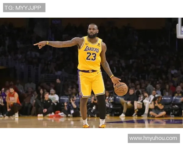 詹姆斯:从篮球传奇到全球文化偶像的成长之路与影响力分析 詹姆斯:从篮球传奇到全球文化偶像的成长之路与影响力分析