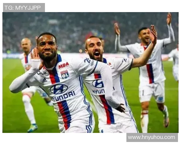 亚眠与昂热历史交锋回顾及两队发展历程分析