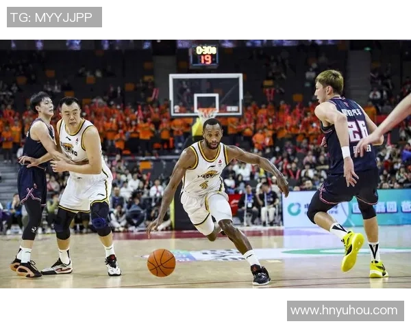 凤凰重生与科罗拉多的激烈对决展现篮球魅力与团队精神的巅峰之战