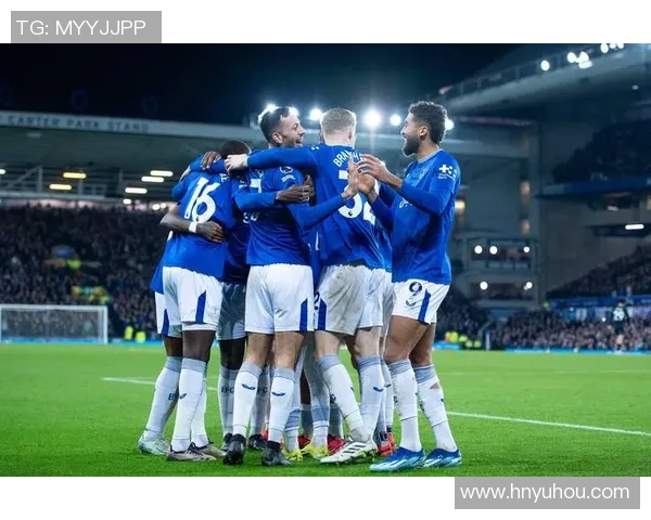 艾佛顿与利物浦激战正酣精彩直播全程回顾与分析