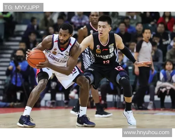 齐麟的崛起与挑战：从青年才俊到篮球赛场的明星之路