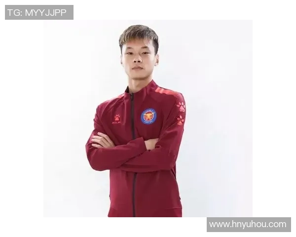 与杨强畅谈足球生涯的点滴与心路历程